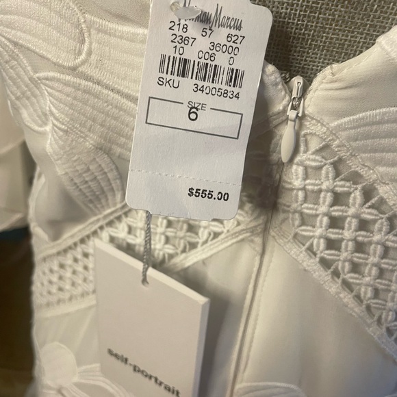 NWT Self-Portrait White Embroidered Dress. Sz 6 - Picture 9 of 11